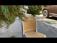 फ्रांसीसी शैली उच्च पीठ प्लास्टिक रतन सीट काले में भोजन कुर्सी